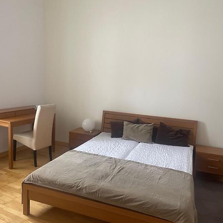 Apartman Pistacia Priame Centrum Bb Besztercebánya Kültér fotó