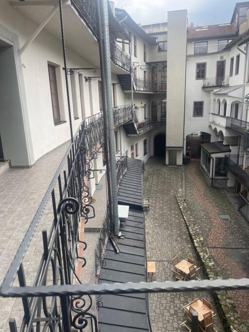 Apartman Pistacia Priame Centrum Bb Besztercebánya Kültér fotó