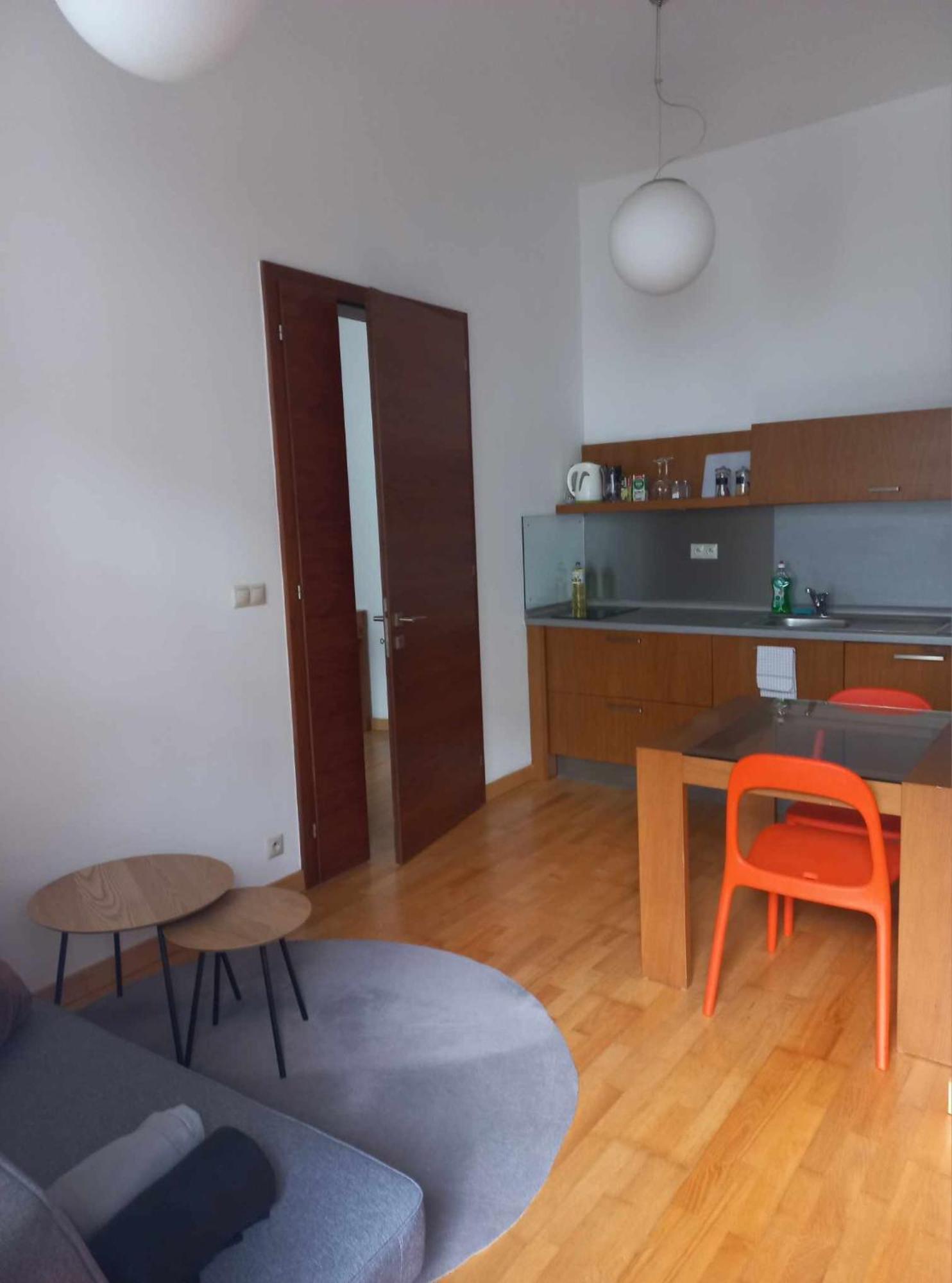 Apartman Pistacia Priame Centrum Bb Besztercebánya Kültér fotó
